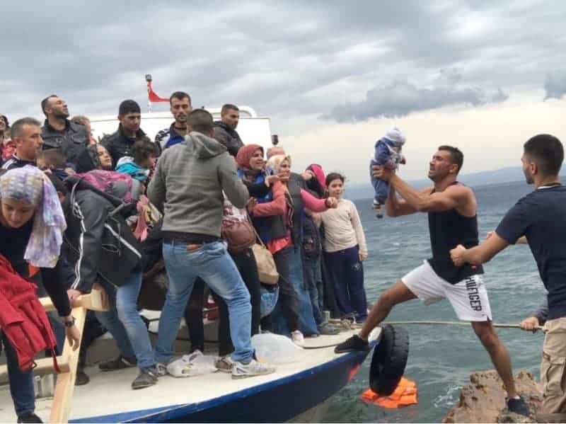 Remove immigration centres from tourist spots: Greek tourist operators 25