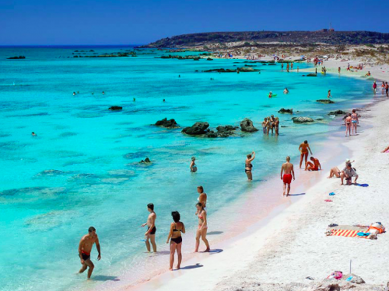 Greece's beaches in world spotlight again for 2017