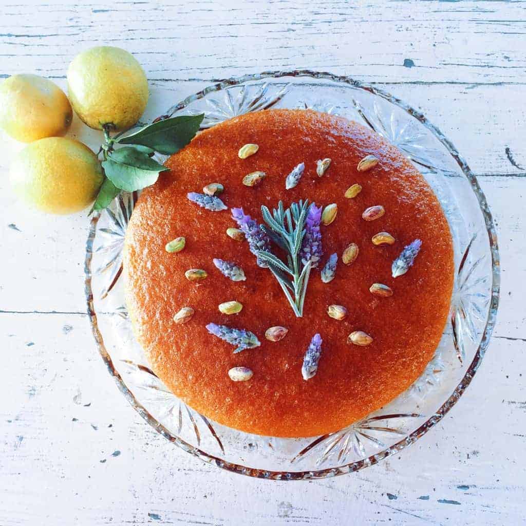 Ravani - Greek sponge cake with lemon