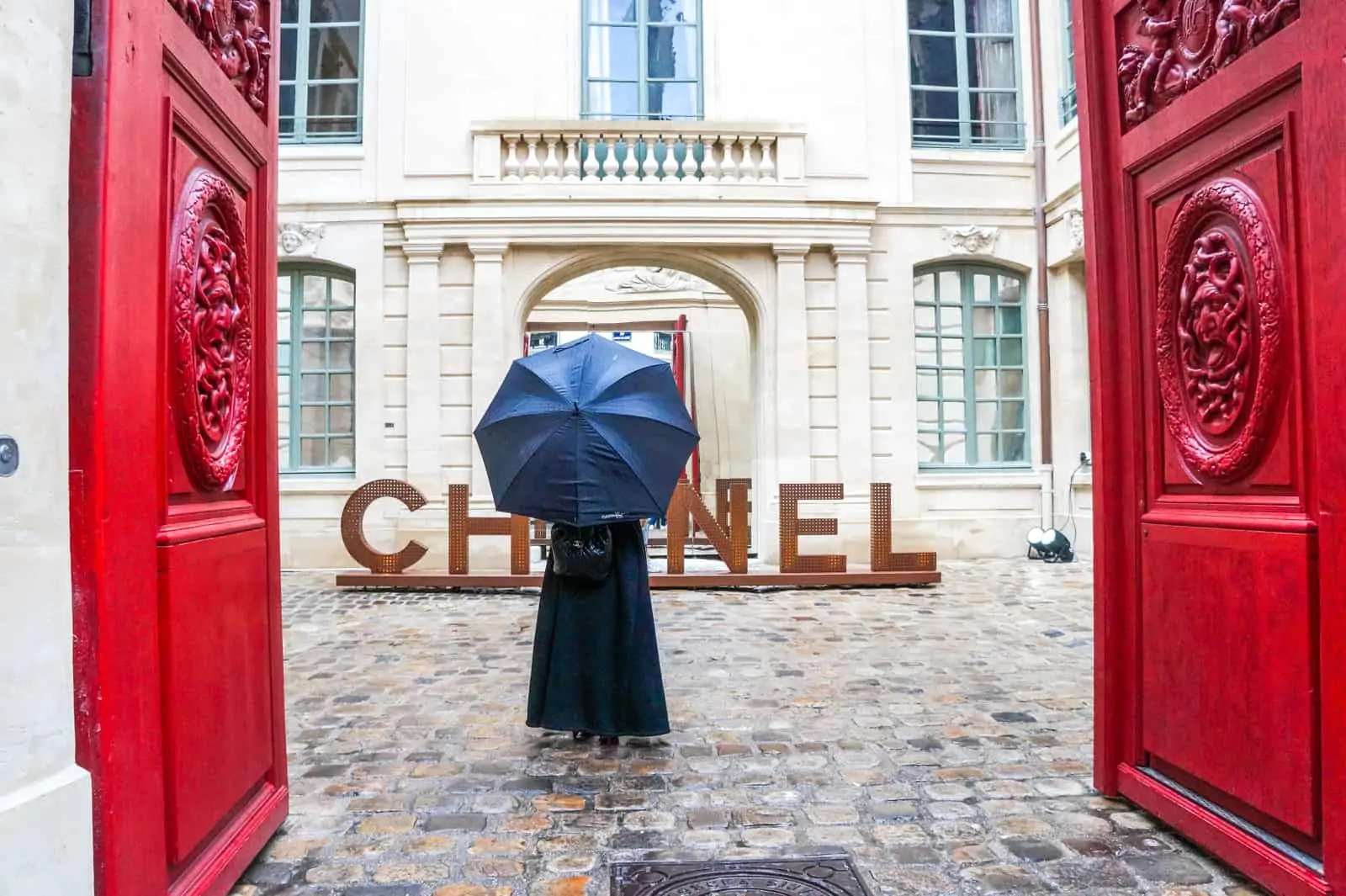 paris chanel by polina paraskevopoulou my parisienne walkways la vie en blog all rights reserved 2