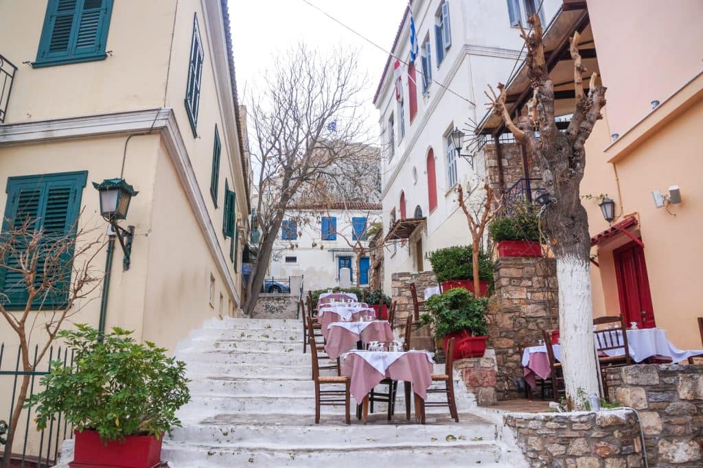Lose Yourself Around ‘Plaka’ Athens Oldest & Finest Neighbourhood