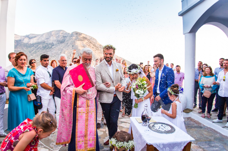 Spectacular Greek wedding in Sifnos