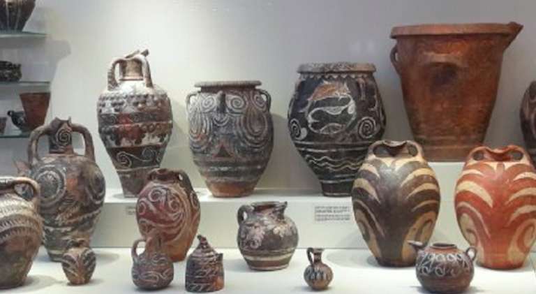 Eleven antiquities dated back to the Minoan Period, seven from the Classical-Hellenistic Period along with fragments of idols, clay vessels and jars