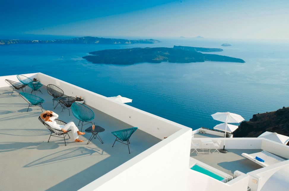World’s Best Hotel Bar found in Greece
