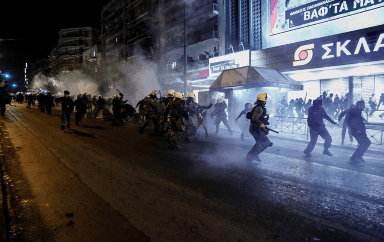 Greek youth protesters clash with Police 3