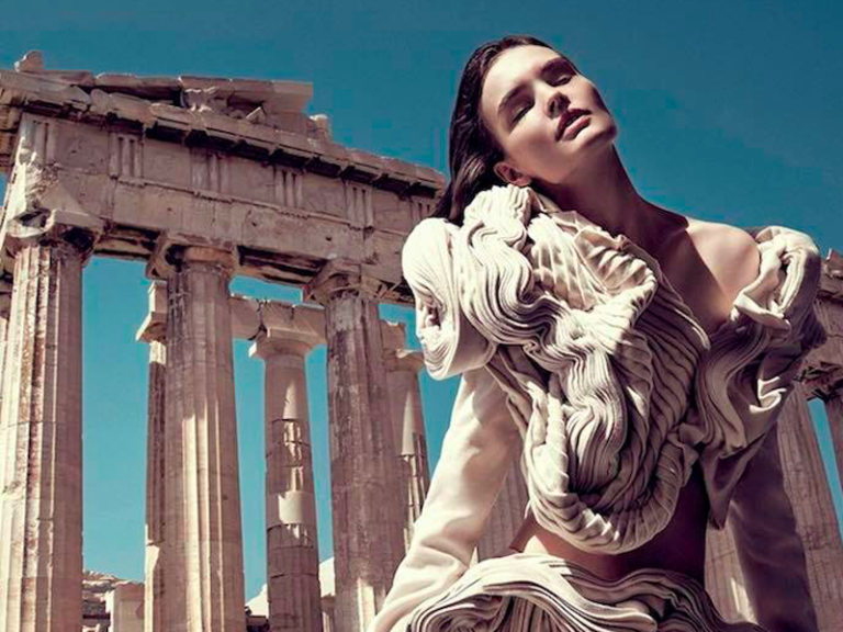 Greece's leading fashion brands at your fingertips