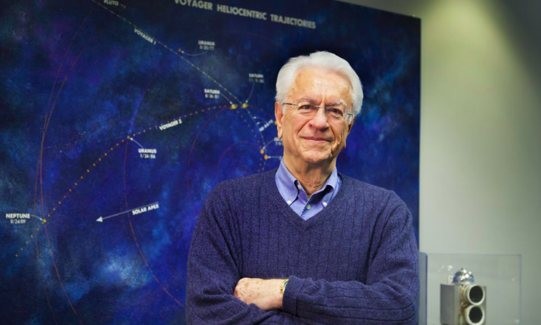 World-acclaimed astrophysicist resigns from Hellenic Space Agency