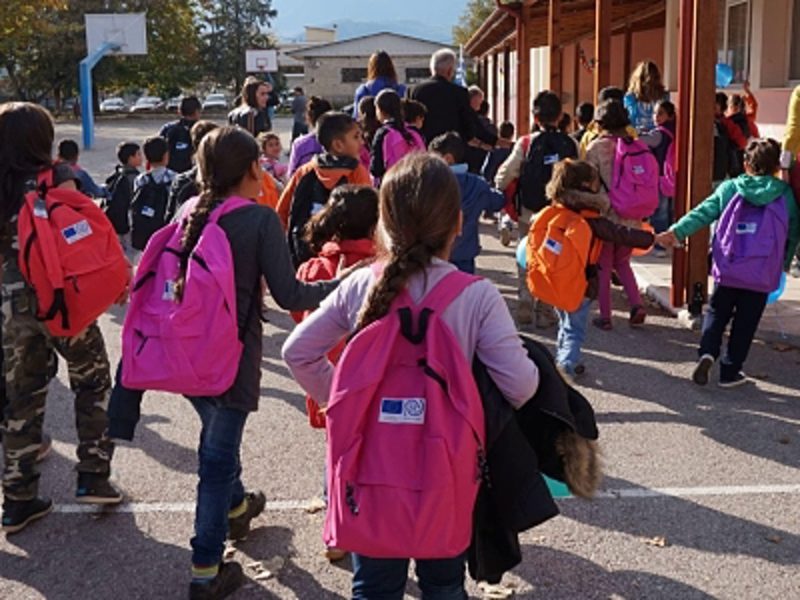2,500 asylum seekers in Greece were unaccompanied children 1