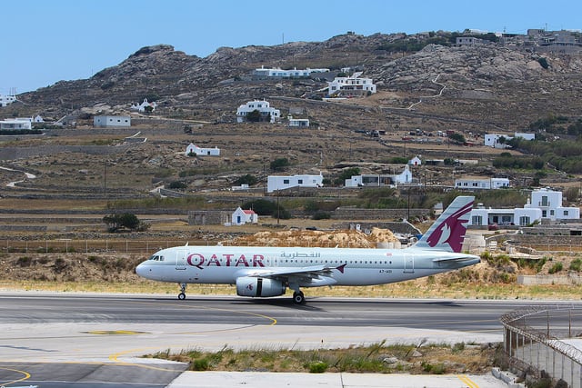 Qatar lands into Mykonos