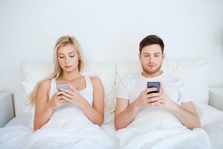 social media in bed