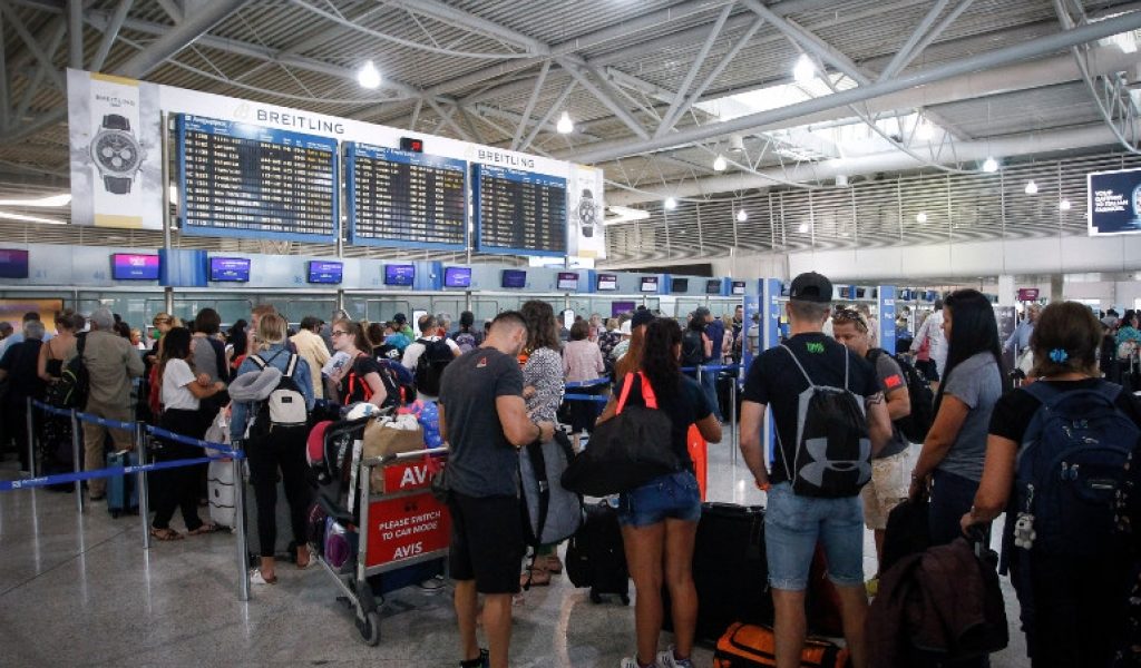 Greece’s Airports Nationwide Reach Record Numbers