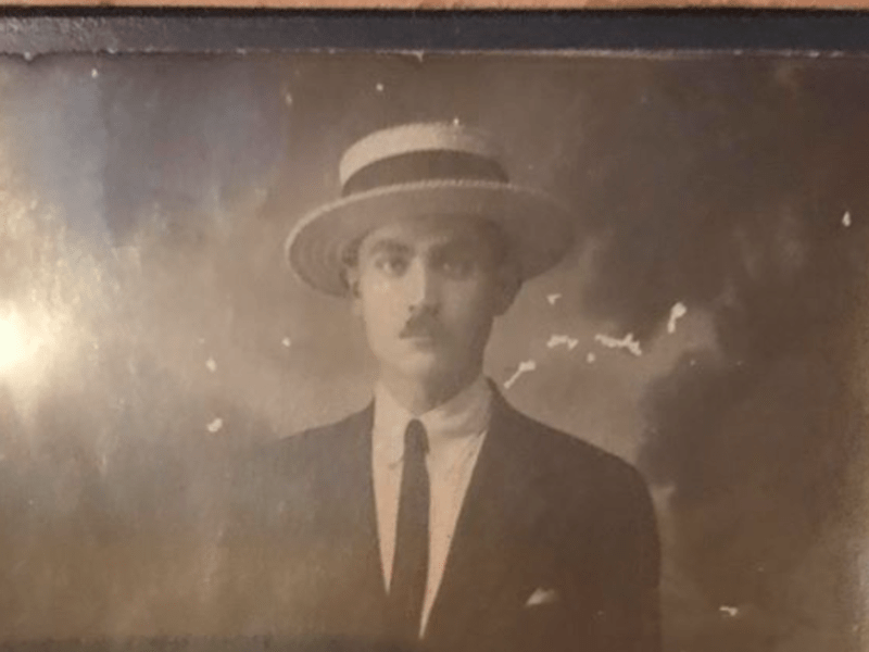" Kapelis The Hatmaker" Greek Australian brings his grandfather's extraordinary story to life