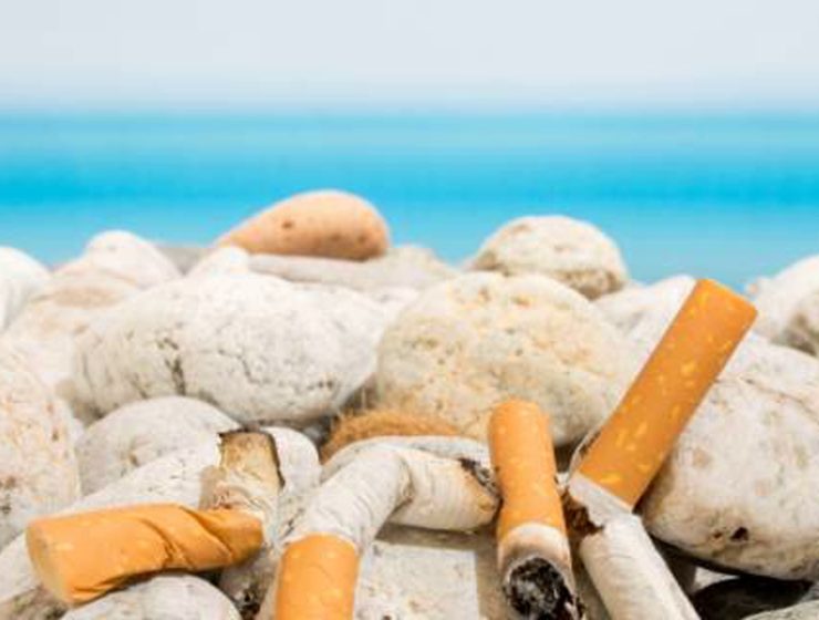 Greece’s cancer society calls for smoking ban at beaches 2