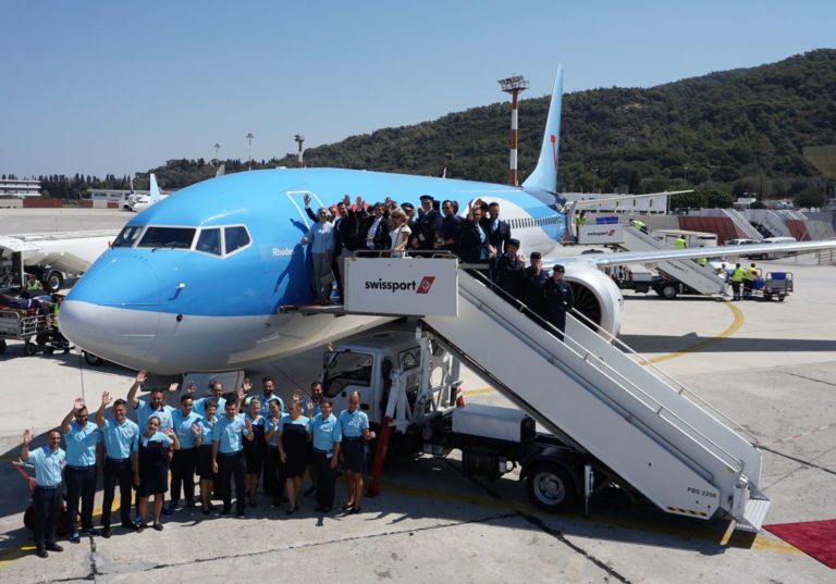 TUI names their new Boeing 737 “Rhodes” in honour of Greek island