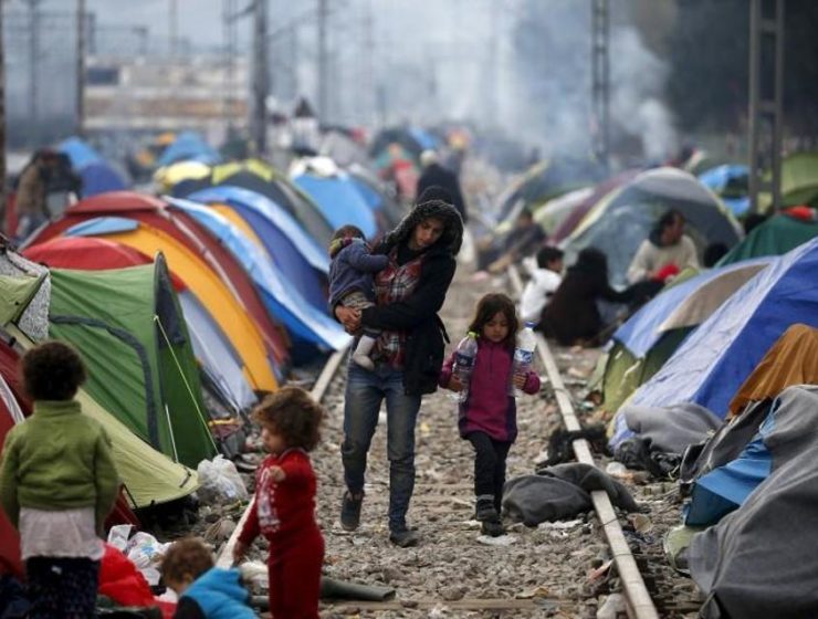 20,000 refugees stranded on Greek islands 5