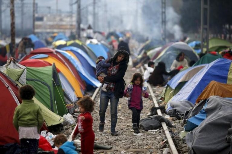 20,000 refugees stranded on Greek islands