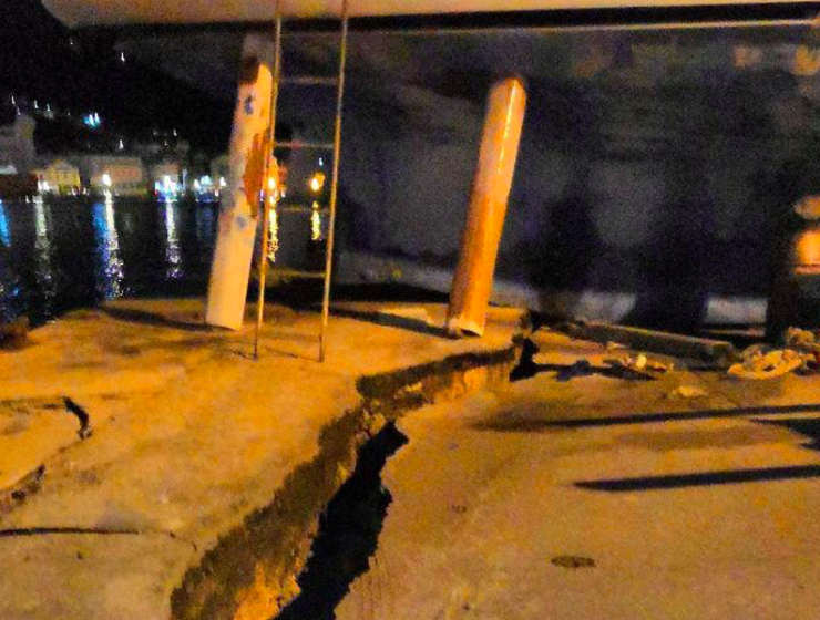 Schools and services in Zakynthos to remain closed after massive earthquake hits (PICS) 11