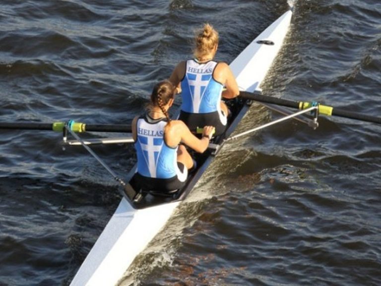 Greece wins Gold in junior women’s pair rowing at Youth Olympic Games
