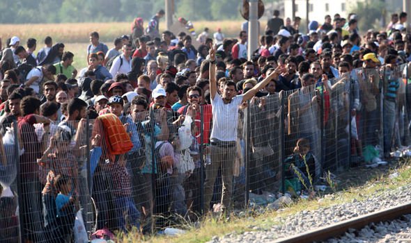 Turkey is responsible for new influx of migrants says Greece 2
