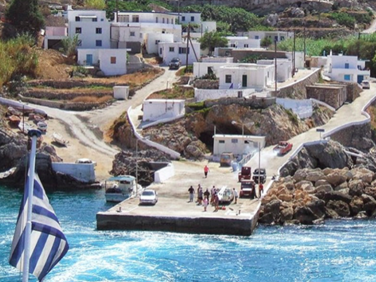 School in Antikythera opens for first time in 27 years with 3 students