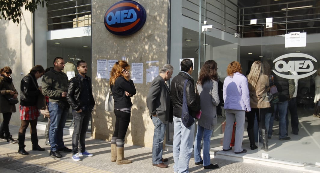 Unemployment In Greece Drops To 11.6 Percent