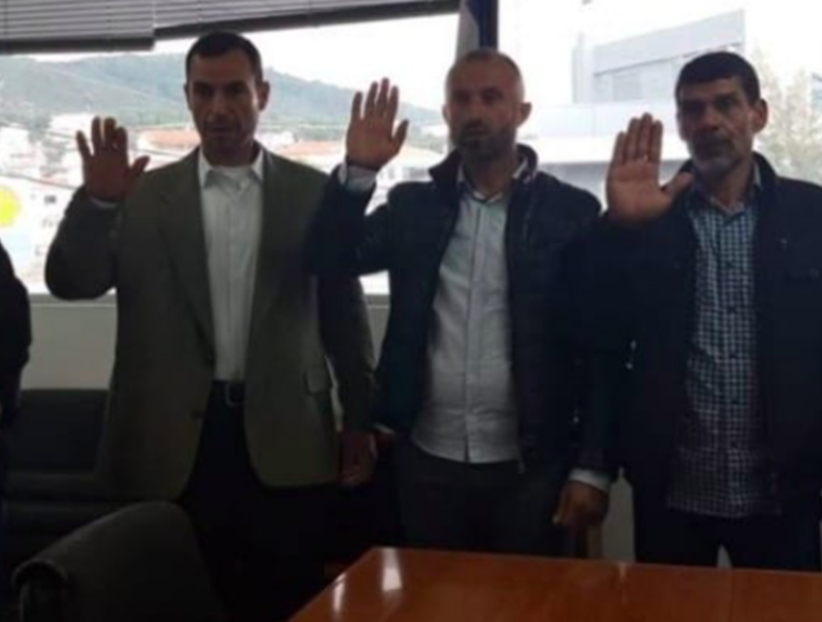 Three migrant fishermen who saved lives in Attica’s wildfires sworn in as Greek citizens 1