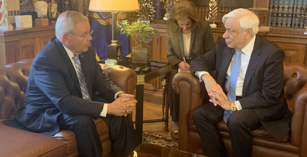 US Senator praises Greek President during official visit 1