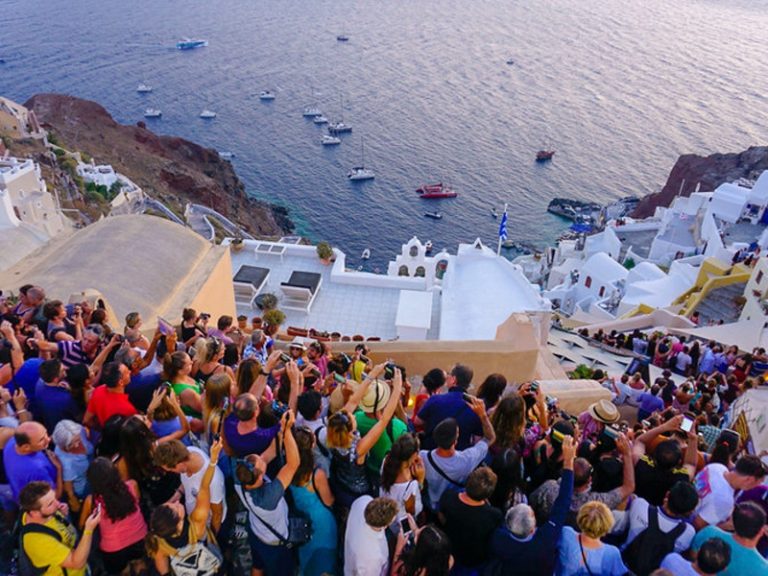 Santorini looking at ways to control overcrowding during peak summer season