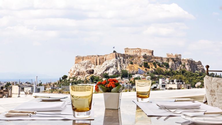 Easter Sunday Lunch at Athens’ Top Hotels 