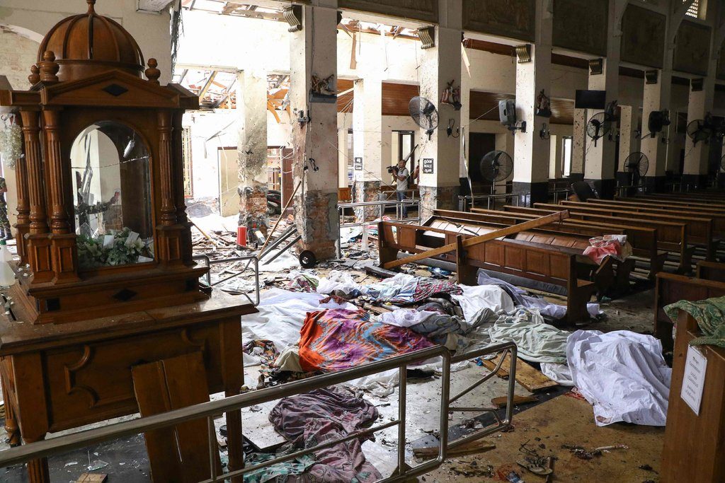 Greece condemns Easter Sunday terror attack in Sri Lanka 3