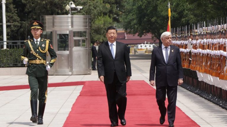 Chinese President hosts lunch in honour of Greek President