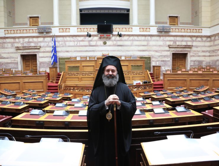  New Archbishop Makarios says he plans on "reuniting Greek Australians" 6