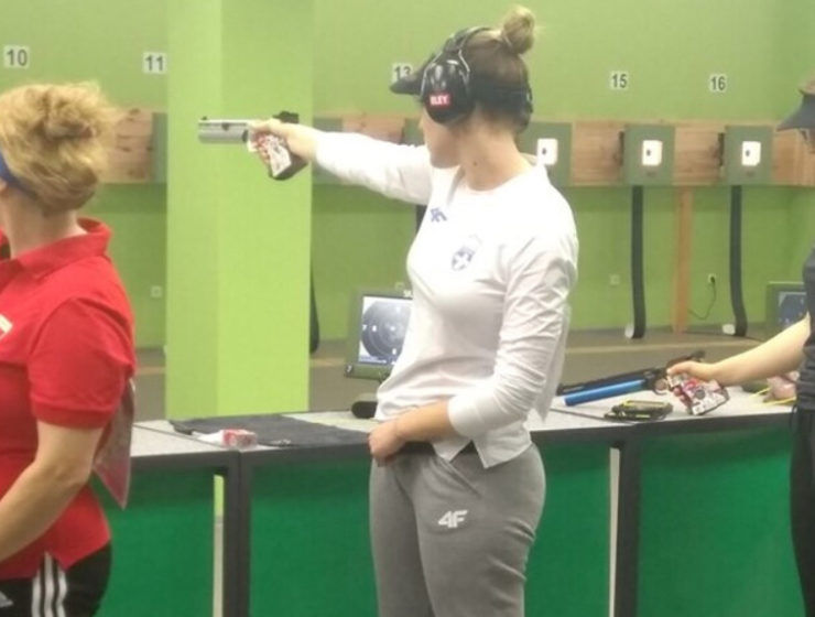 Anna Korakaki wins gold in the 25m air pistol in European Games 2