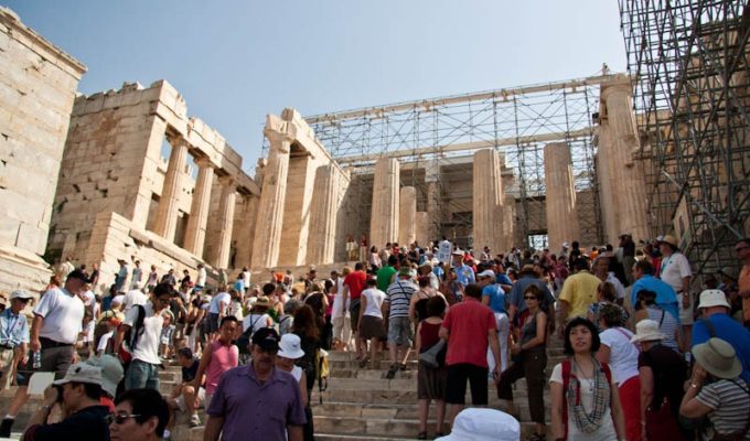 Tourism boosted Greece’s economy by 125 billion euros since financial crisis 4