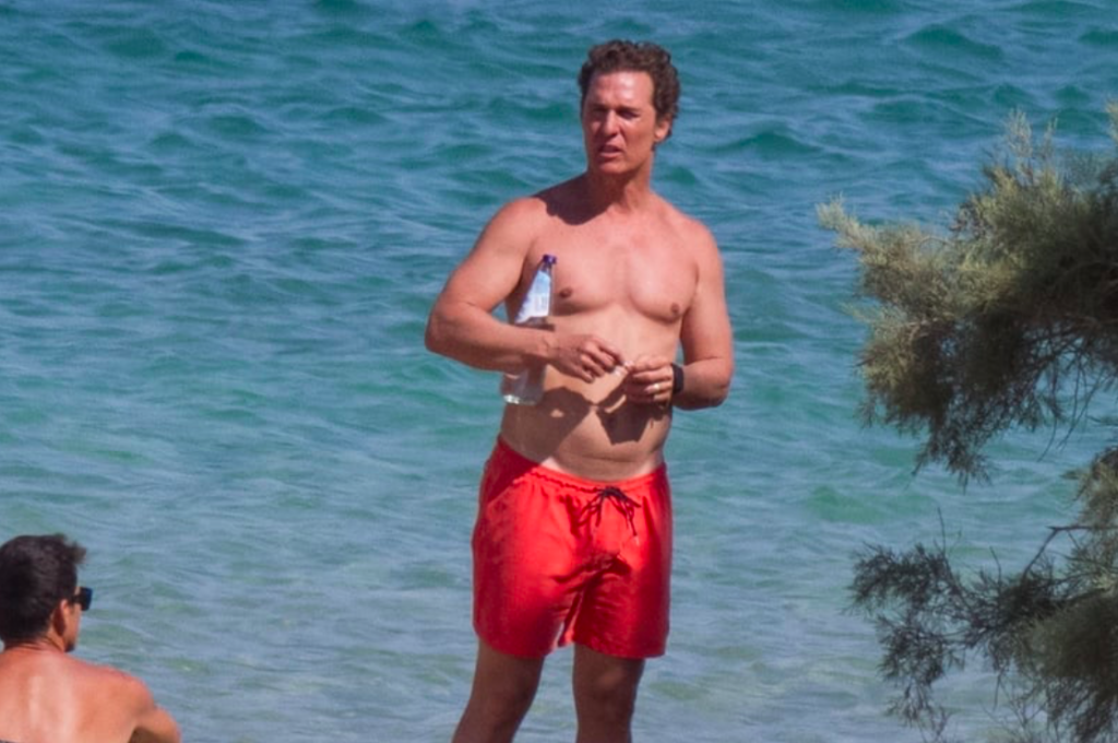 Matthew McConaughey and Tom Hanks holidaying in Antiparos 5