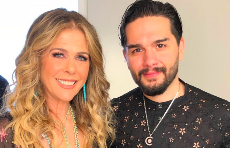 Rita Wilson and Greek artist Christos Mastoras collaborate on new song titled ‘Let Me Be’ 10