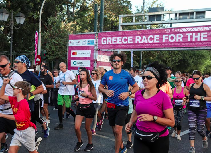Thousands of Athenians participate in world’s largest race against breast cancer 14