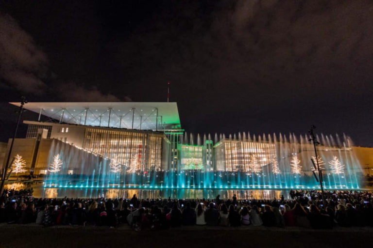 Christmas comes alive at Stavros Niarchos Foundation Cultural centre