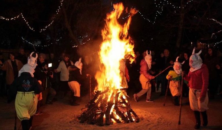 greek new year tradition