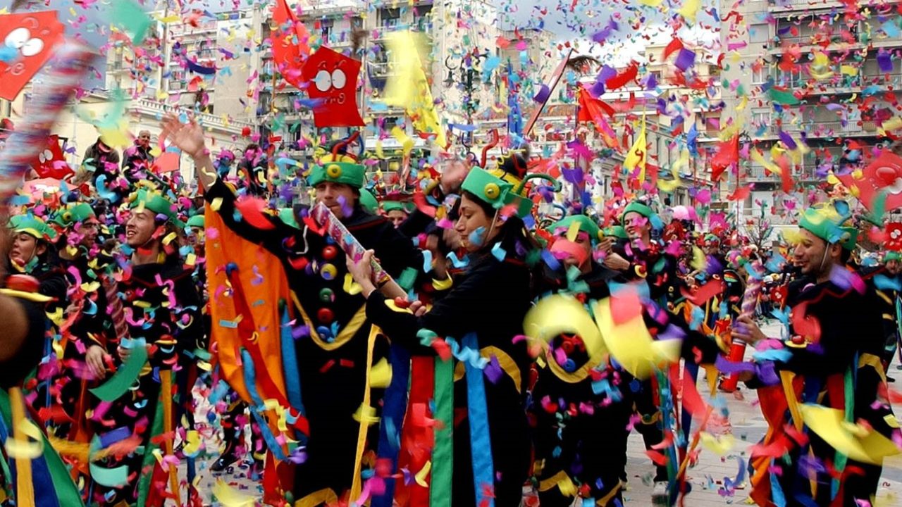 ‘apokries Greeces Famous Carnival Season Kicks Off For 2020