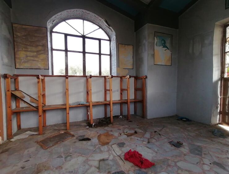 Trashed church on Lesvos becomes toilet for illegal immigrants 38