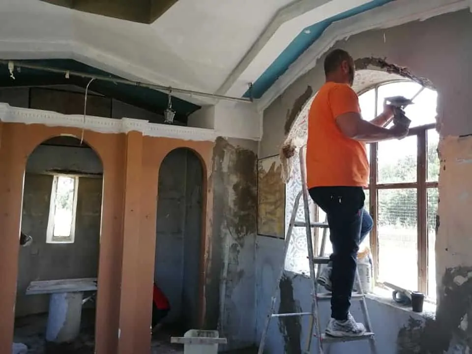 Church vandalised by illegal immigrants in Lesvos, is fully restored by volunteers 10