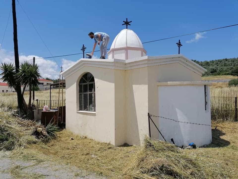 Church vandalised by illegal immigrants in Lesvos, is fully restored by volunteers 12