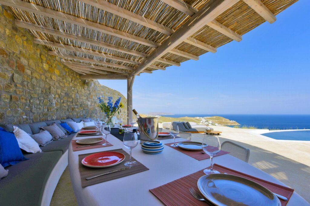 Inside the €1.9m villa for sale in Mykonos 10