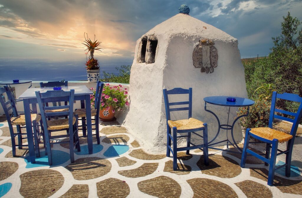 Greece tourism suffers estimated €10 billion in losses 