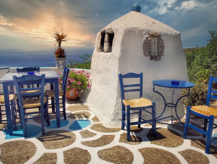 Greece tourism suffers estimated €10 billion in losses