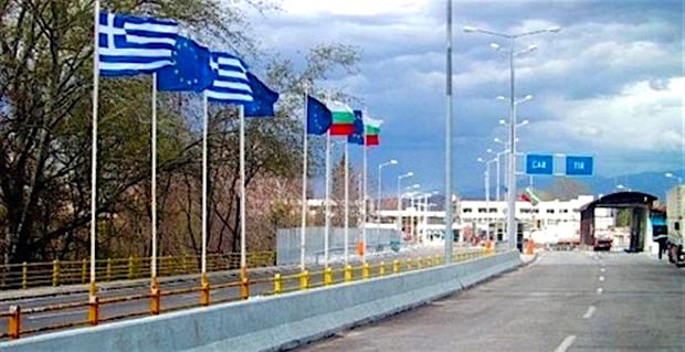 Bulgaria sending troops to Turkish and Greek borders