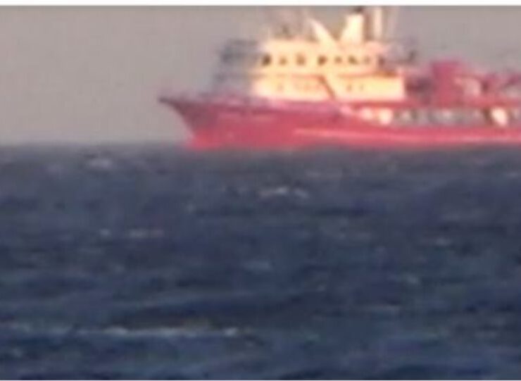 Turkish trawlers fishing just miles off Mykonos with no interception from Greek Coast Guard (VIDEO) 6
