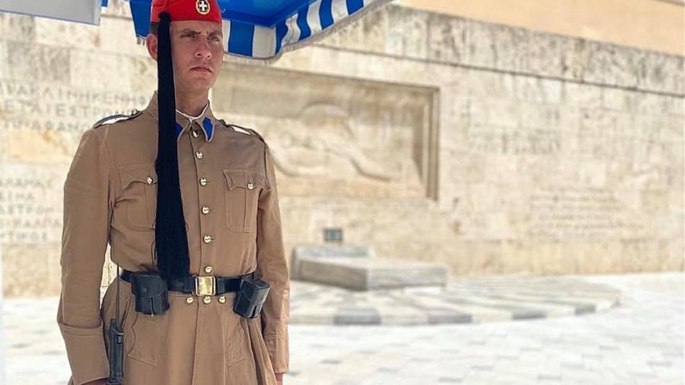 The expatriate Holevas has been a member of the Presidential Guard