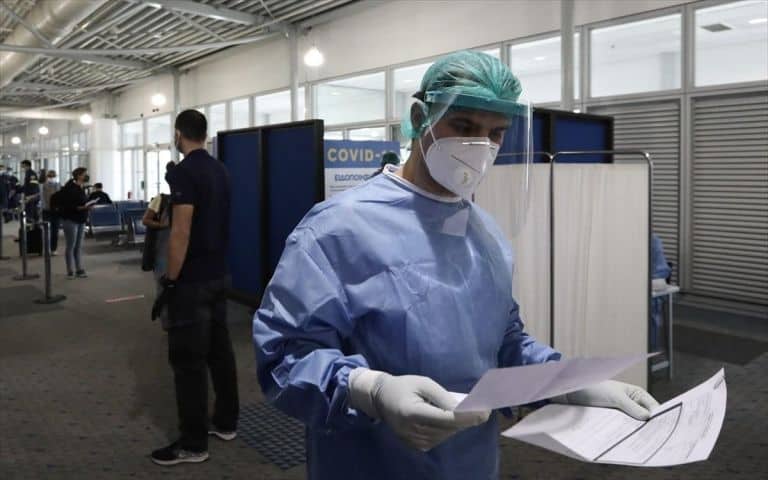 Coronavirus Update: No plans for new lockdown in Greece, says Minister